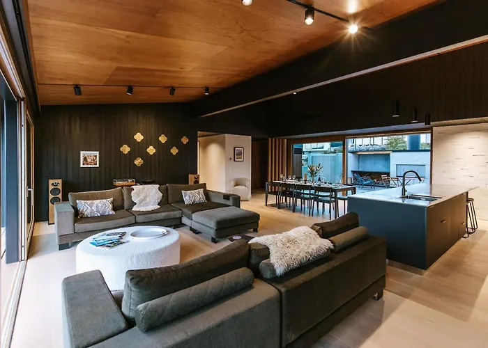 Vakantiehuis The Brick House - Stunning Views - Sleeps 10